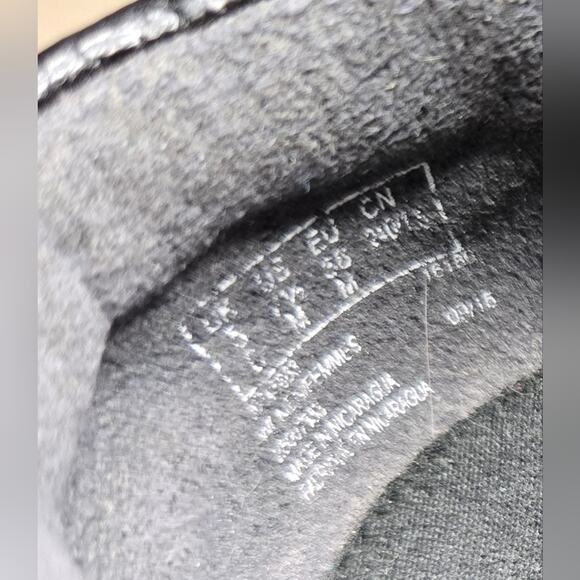 Clarks Womens Slip-On Black Ballet Flats - Picture 4 of 6